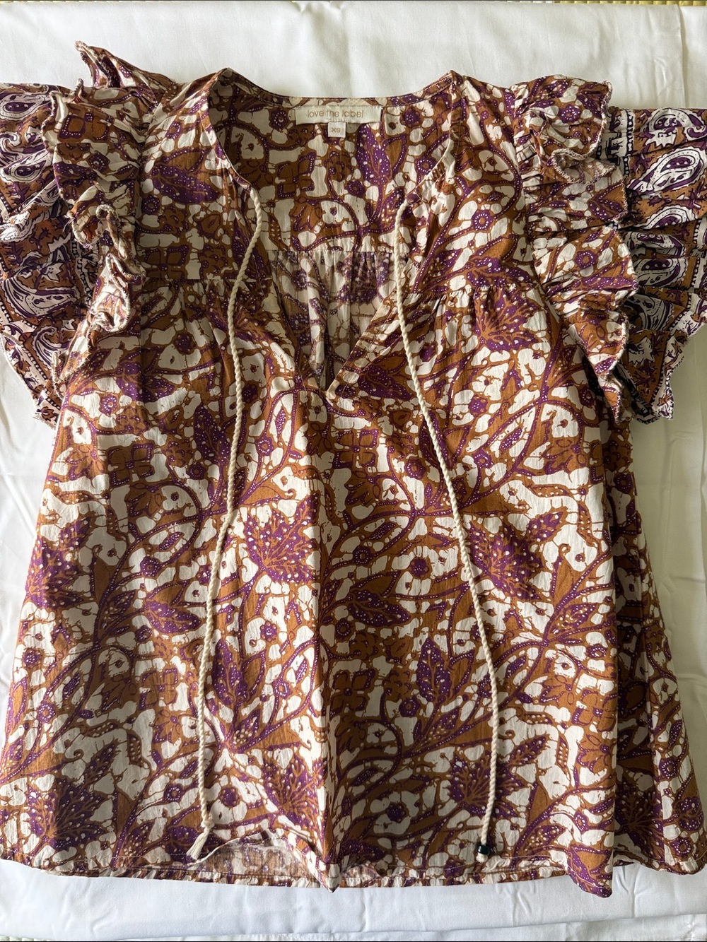 Love The Label Cream, Purple & Brown Floral Tie-Neck Flutter Sleeve Top